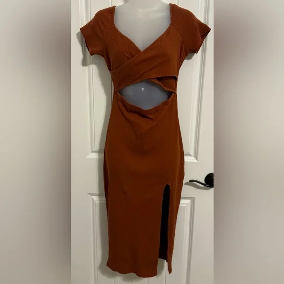 Heart hips women’s long dress - Picture 1 of 3